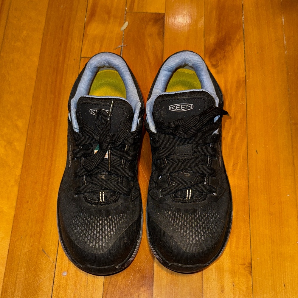 Keen Black and Gray Athletic Shoes